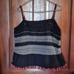 A New Approach Tassel Tank Top XL